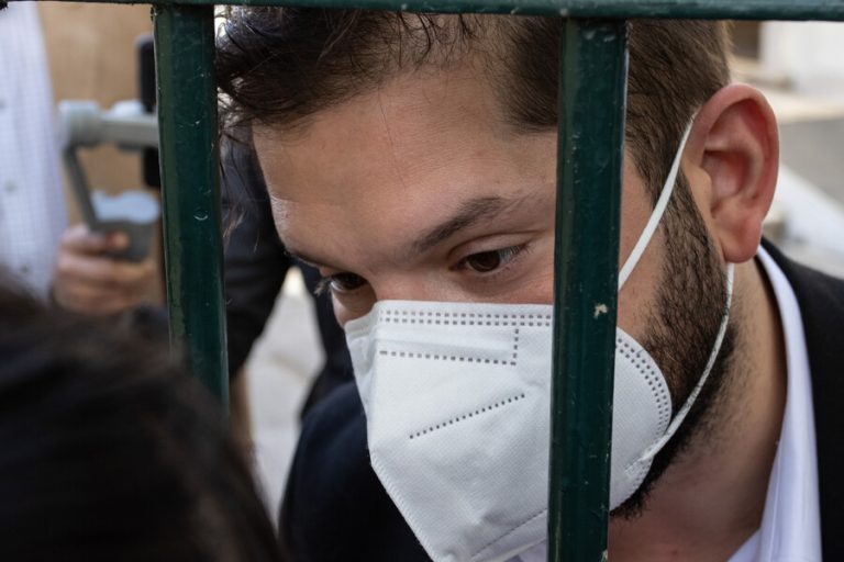 Formalizarán a funcionaria del Poder Judicial que adulteró antigua causa contra Boric