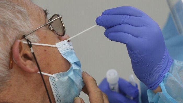 Una variante mucho más contagiosa: ¿Cómo saber si tienes síntomas de Ómicron?