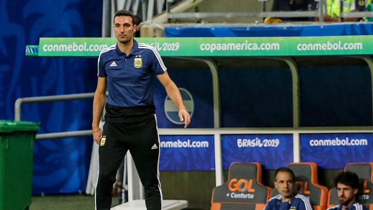 Último minuto: Lionel Scaloni, técnico de Argentina, no viajará a Chile tras dar positivo por Covid-19