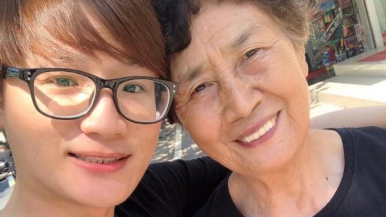 ¡El mejor regalo! El tierno gesto de Abuelita de Yuhui Lee que lo sorprendió en su cumpleaños