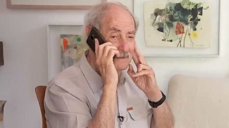 Premio Nacional recibió insólito parte: Asegura que estaba durmiendo cuando ocurrió la supuesta infracción