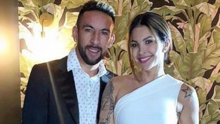 ¡Romántico paseo!  Mauricio Isla compartió postales de especial cita junto a Thati Lira