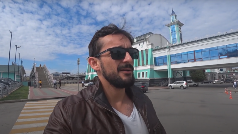 La realidad del conflicto entre Rusia y Ucrania en la voz de un youtuber chileno que vive en Moscú