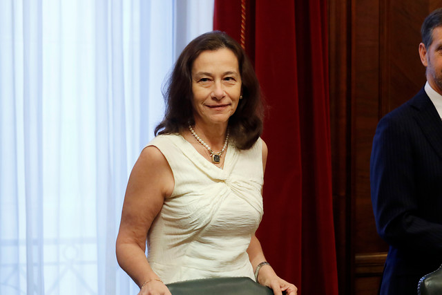 Piñera nombra a Rossana Costa como la primera presidenta del Banco Central