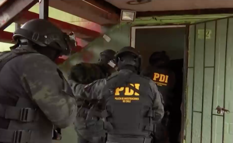 PDI allanó por error la casa de una adulta mayor: Familia reclama que quedó con traumas