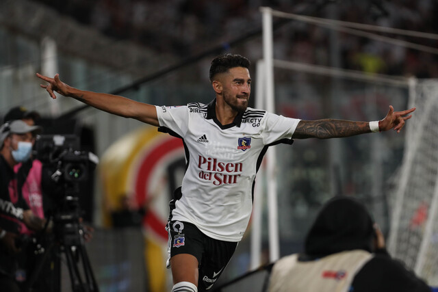 Colo Colo obtuvo sufrido triunfo ante Everton en Macul