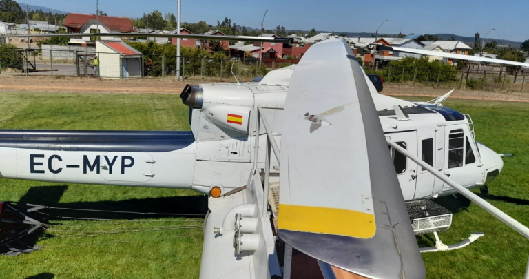Desconocidos disparan con arma de fuego a helicóptero que combatía incendio forestal en Cholchol