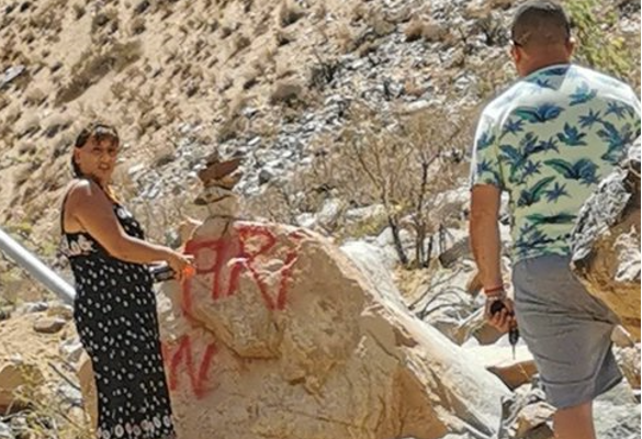 Pareja fue denunciada tras rayar con spray petroglifos en el Valle del Elqui