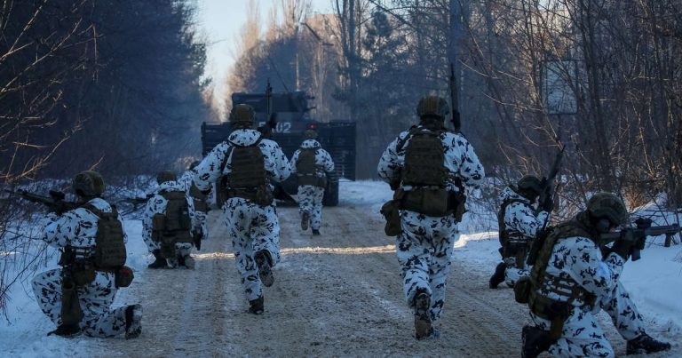 Ucrania ordenó la evacuación obligatoria de Chernobyl: Los habitantes serán reubicados