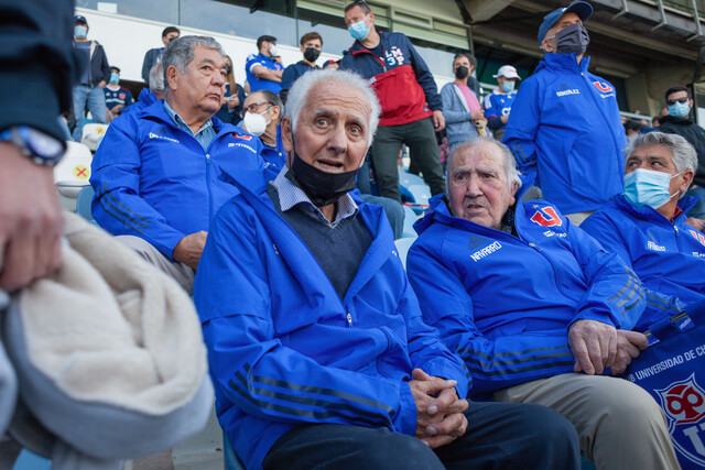 Leonel Sánchez se encuentra hospitalizado en estado grave tras sufrir complicaciones respiratorias