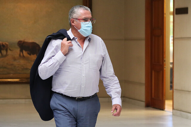 Jorge Pizarro presentó denuncia por foto íntima: Su relato apunta a conocido empresario y Gonzalo de la Carrera