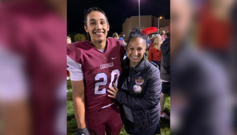 Su mamá lo desafió: Joven fue premiado con más de $1 millón por estar seis años sin redes sociales