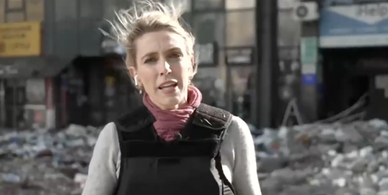 Corresponsal de CNN en edificio de Kiev que recibió impacto de misil: 