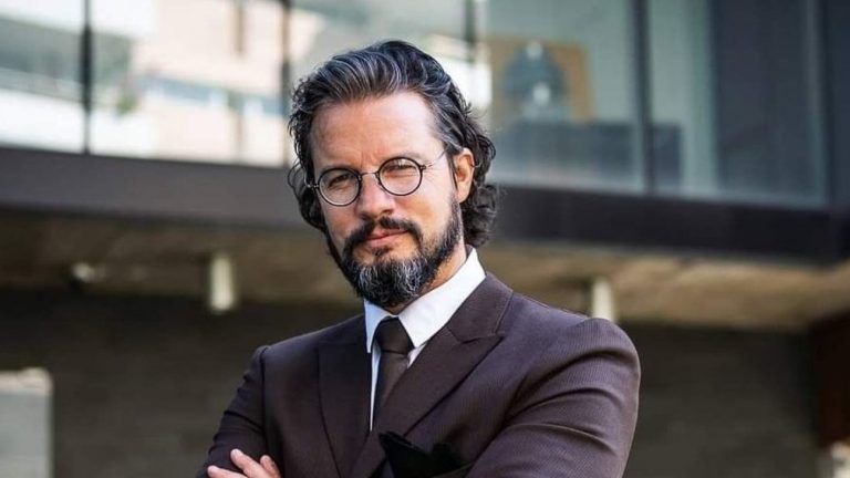 ¡Será disuelto! Partido político de Doctor File llegará a su fin