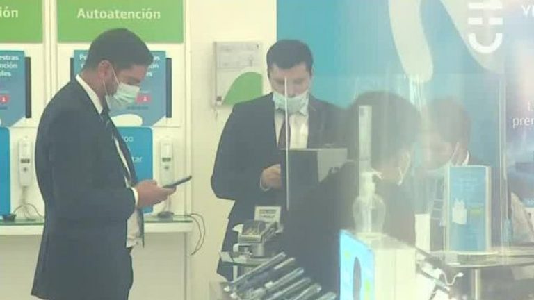 Millonario asalto a tienda de Mall Plaza Egaña: Asaltantes podrían tener relación con otros recientes hechos delictuales