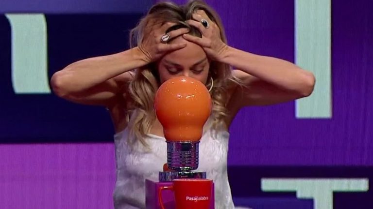 Se descontroló: Mariana Derderián provocó risas con su impulsiva reacción en juego de Pasapalabra