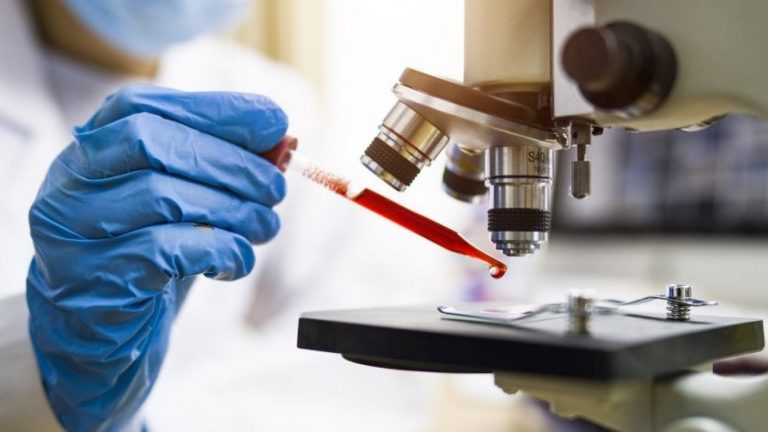 ¡Por primera vez en la historia!: Científicos habrían curado a una mujer de VIH