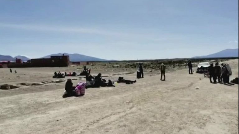 Desde la otra vereda: Así se vive la crisis migratoria en la frontera de Bolivia