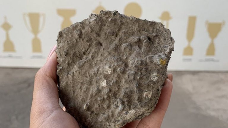 Colo Colo arriesga jugar sin público el Superclásico ante la U en el Monumental