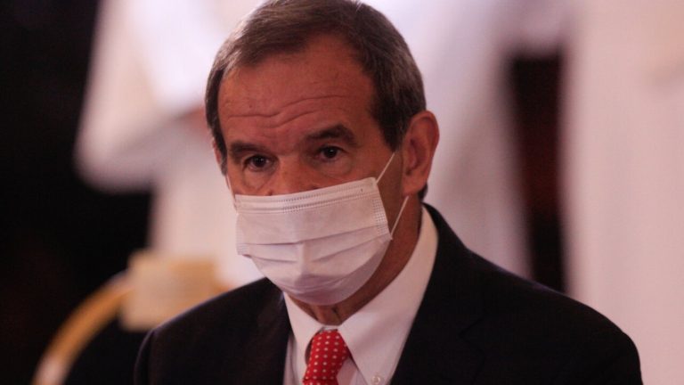 Tras cuestionamientos: Andrés Allamand renunció al Ministerio del Relaciones Exteriores