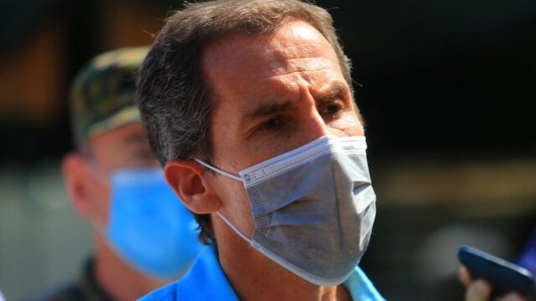 Irregularidades durante la gestión de Felipe Alessandri: Investigan pago de horas extra en la Municipalidad de Santiago