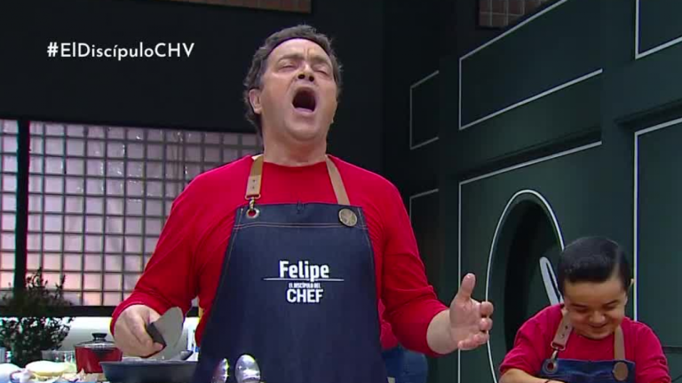 ¡Mostró su talento oculto! Felipe Izquierdo hizo cantar a todo su equipo en El Discípulo del Chef