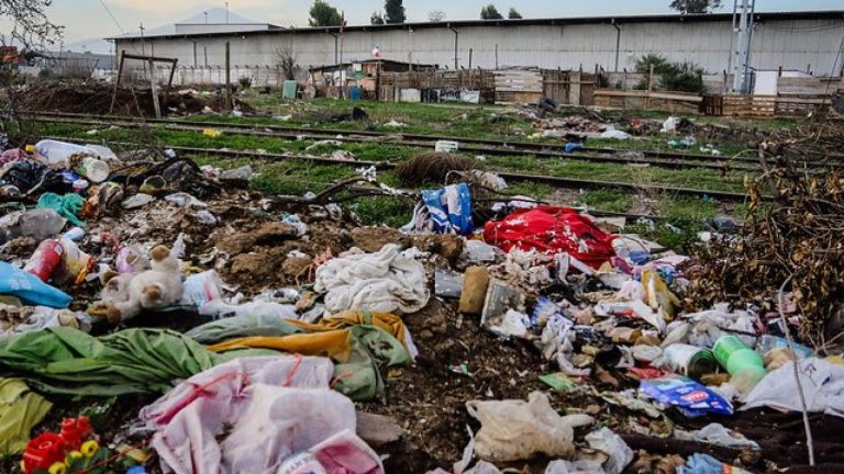 La mafia de la basura: Así opera el negocio de los vertederos ilegales