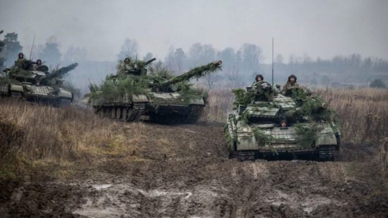 Más de 15 horas bajo fuego: Estos son los factores que dieron inicio a la guerra entre Rusia y Ucrania