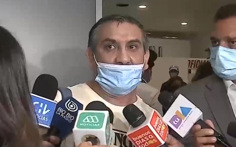 Llegó el primer chileno desde Ucrania: 