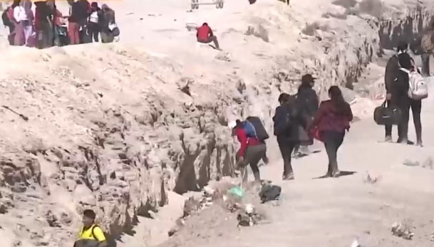 Los primeros 100 días de Boric: La fórmula para enfrentar la crisis migratoria en el norte