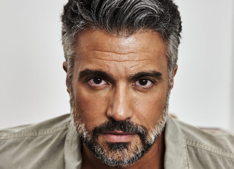 La estrella internacional Jaime Camil firma con Paramount+ para desarrollar una serie de proyectos