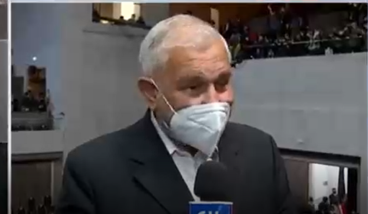 “Para que le vaya bien”: Papá de pdte. Boric reveló que acompañó a su esposa en una oración durante el cambio de mando