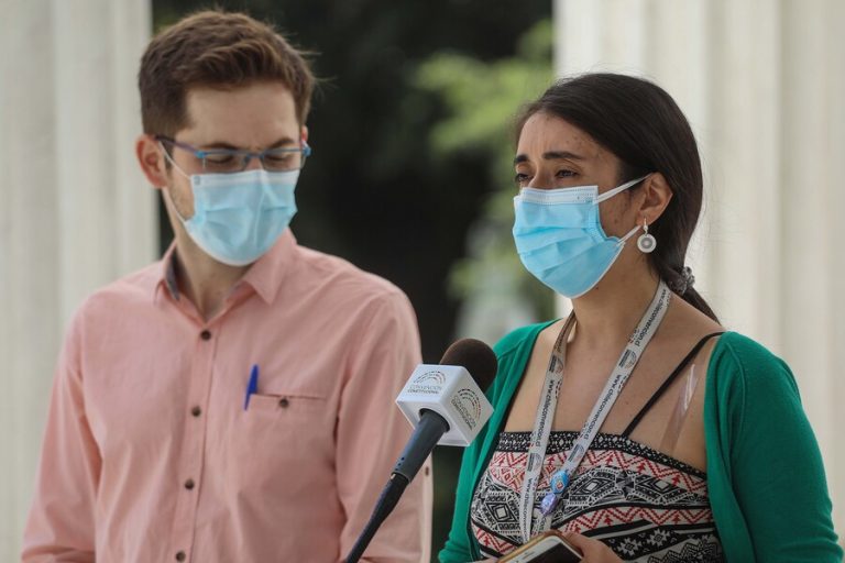 Mesa directiva de la CC denunció a carabineros agresión a convencional Marcos Barraza