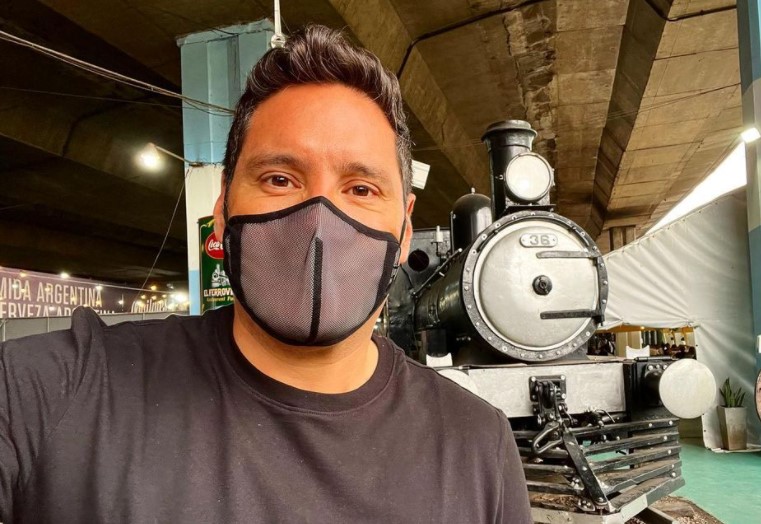 Llegó a su vida hace más de un mes: Revelan nombre de la primera hija de Pancho Saavedra