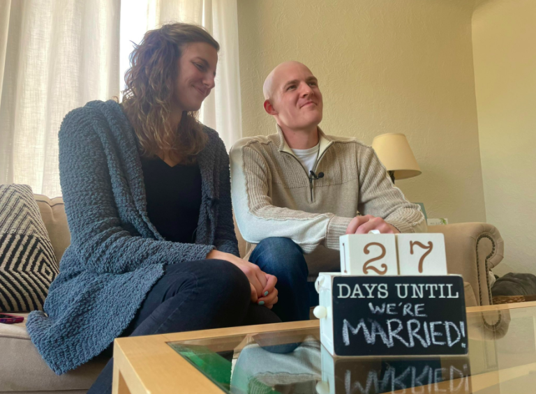 Pareja fue diagnosticada con cáncer con 8 días de diferencia: Adelantaron la fecha de su matrimonio