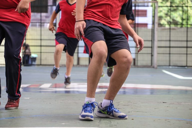 Estudiante de 17 años falleció en clase de educación física en colegio de Viña del Mar