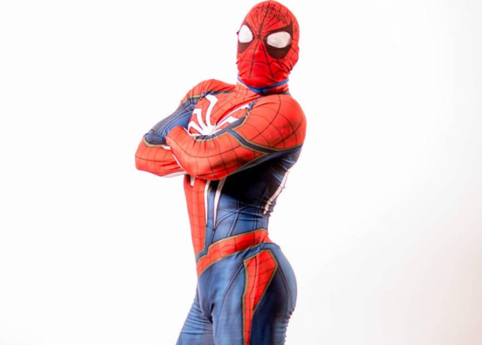 Sensual Spiderman es cuestionado por enviar foto íntima sin consentimiento: 