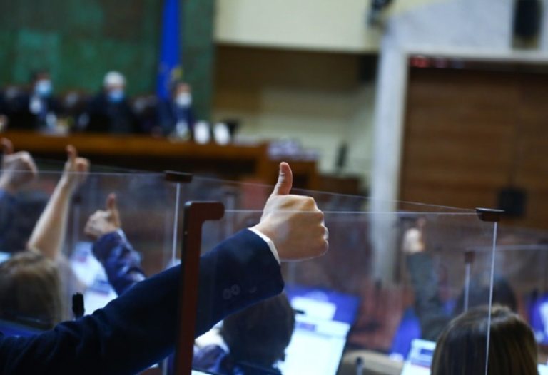 Cámara de Diputados aprueba tramitación del quinto retiro de fondos previsionales