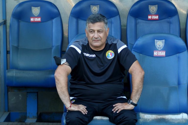 Se fue el primero: Ronald Fuentes es despedido de Audax Italiano a solamente tres meses de asumir el cargo