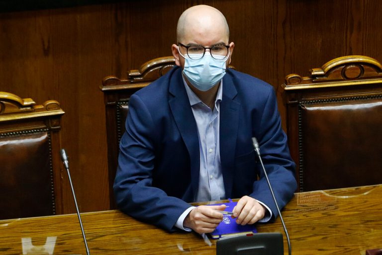 Ministro Jackson recalca que proyecto de amnistía es 