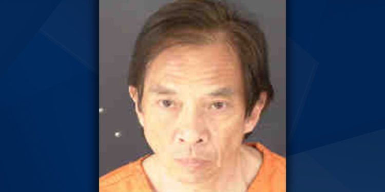 Fue arrestado: Acupunturista grababa a sus pacientes con una cámara oculta en un lápiz