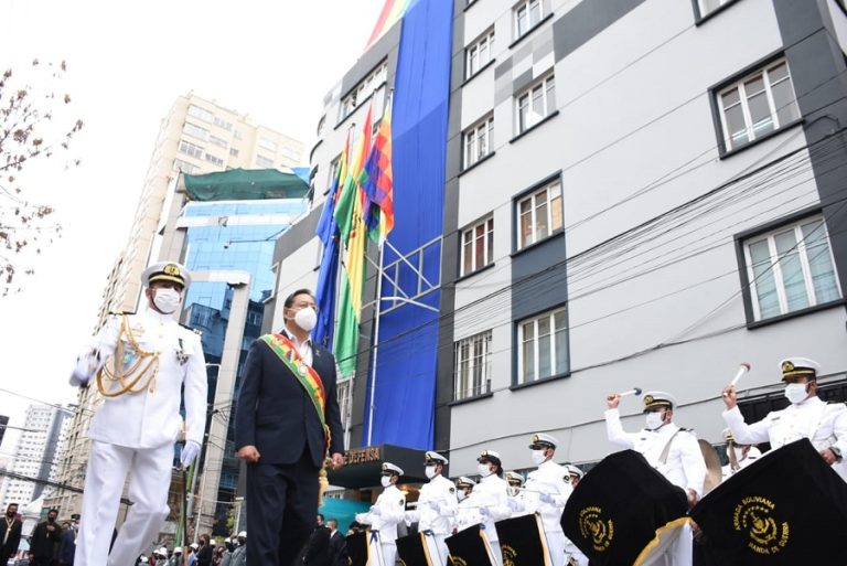 Bolivia conmemoró el 