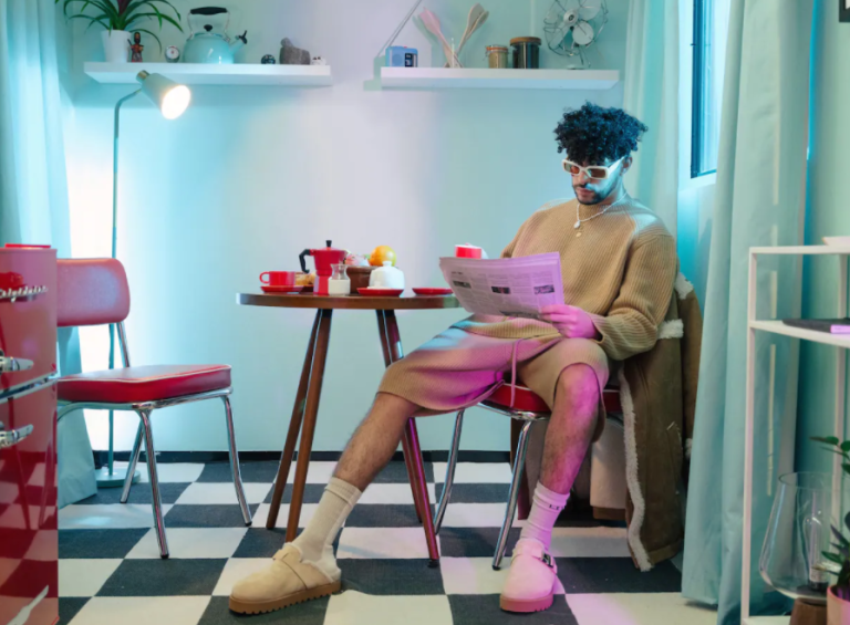 Recorrido en su camión de gira, video grabado y más: La inédita iniciativa de Bad Bunny con Airbnb