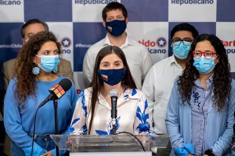 Bancada republicana busca eliminar causal que permite aborto en caso de riesgo de vida de la madre