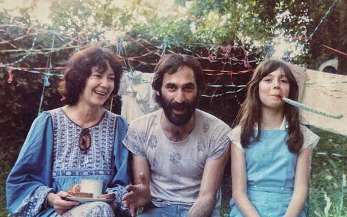 Los Jaivas confirmaron la muerte de María Eugenia Correa, viuda de Gabriel Parra y madre de Juanita Parra