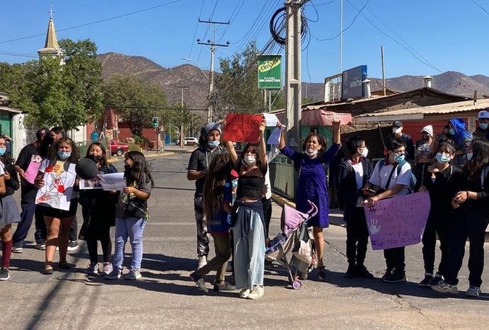Estudiante sufrió intento de secuestro fuera de liceo en Coquimbo: Sujeto huyó tras resistencia de la joven