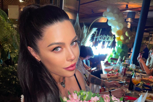 Daniela Aránguiz impactó con foto del recuerdo a los 17 años: 