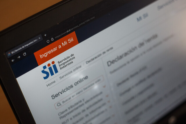 Operación Renta 2022: Contribuyentes ya pueden revisar propuesta de declaración elaboradas por el SII