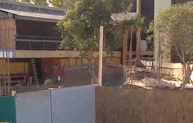 Realizan obras en el colegio: Martillo cayó sobre alumno de 4° básico durante el recreo