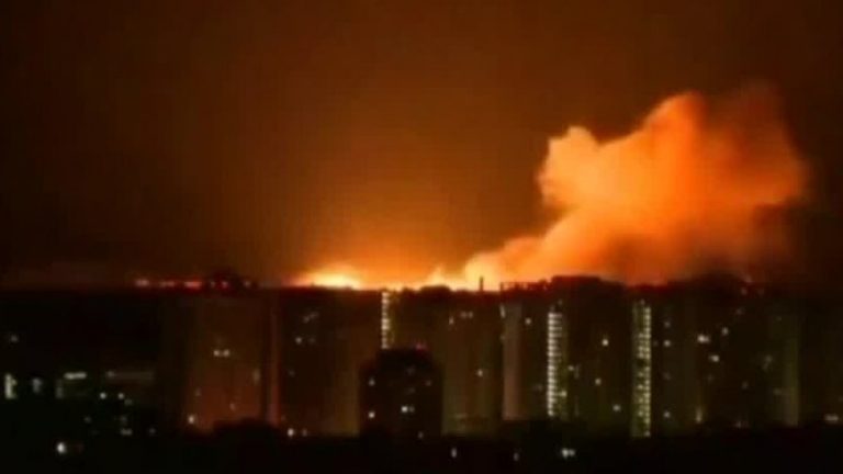 Último minuto: Suenan las sirenas en Kiev mientras Rusia pide a ucranianos que desalojen ante inminente ataque